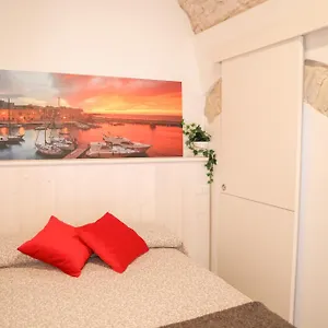 20 - Piccola In Pietra Bianca Giovinazzo